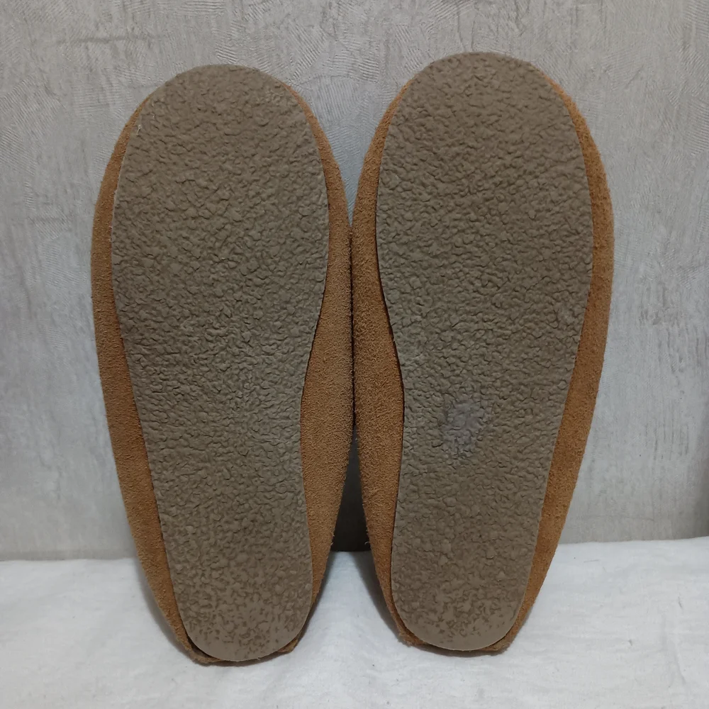 Child Size 2 Minnetonka Moccasin Slipper Shoes